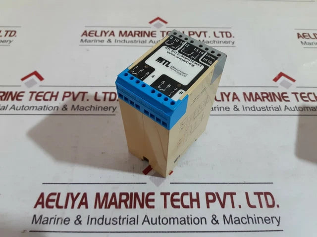 SIEMENS 4PDT,5A,P.B.,DOOR,LED,GLD FLSH,24VDC SKU: 3TX7111-3PC03
