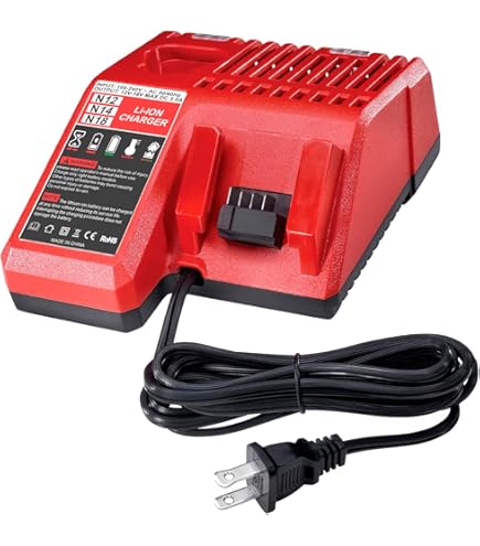 MILWAUKEE CARGADOR MULTIVOLTAJE CARGA RAPIDA M12T M18T
