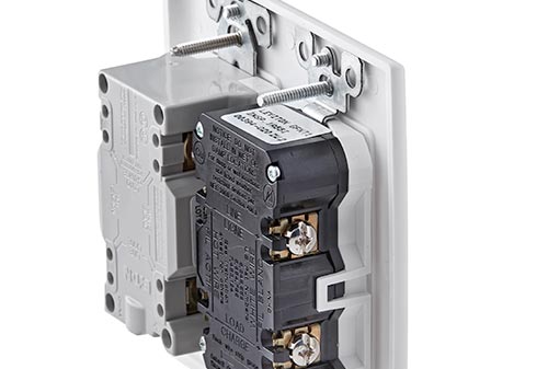 LEVITON CAJA P/INSTALAR SOBRE SUPERFICIES SENCILLA (4.8 CM DE PRO