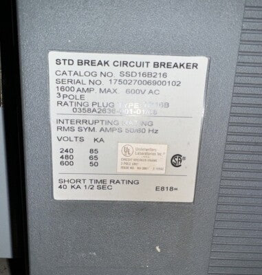 GE SPECTRAT RMS RATING PLUG 20 AMP 600 VOLT AC 3