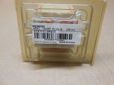 SIEMENS RELEVADOR 3P 2T 230VAC 10A