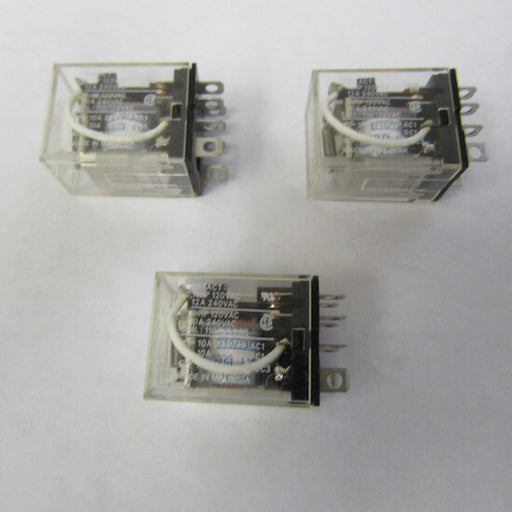 OMRON RELEVADOR 110-120VAC 8PIN