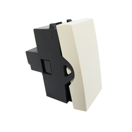 LEVITON INTERRUPTOR 3 VIAS 10A 250V MARFIL