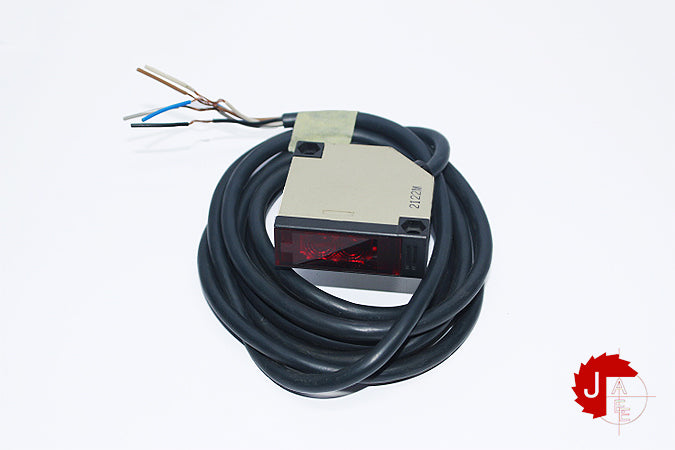 OMRON PHOTOELECTRIC SWITCH