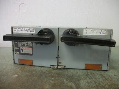 SIEMENS LOW VOLTAGE I-T-E FUSIBLE VACU-BREAK SWITCH PLUG. F