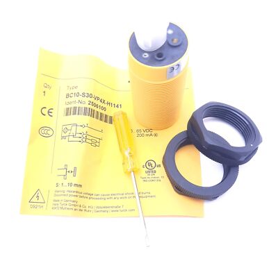 TURCK CAPACITIVE SENSOR M30 10-65VDC