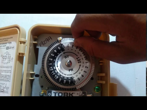 TORK INTERRUPTOR DE HORARIO 127V 20 AMP