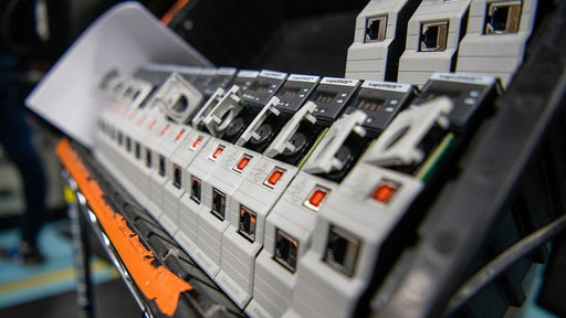 ALLEN-BRADLEY RELEVADOR TIPO CLEMA 24VDC C/700-TBR24