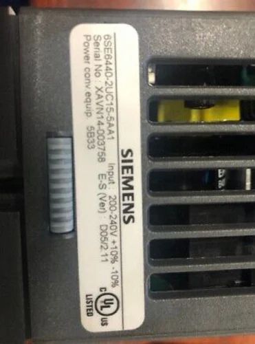 SIEMENS MICROMASTER 440 380-480 VAC 1.1KW SIN BOP