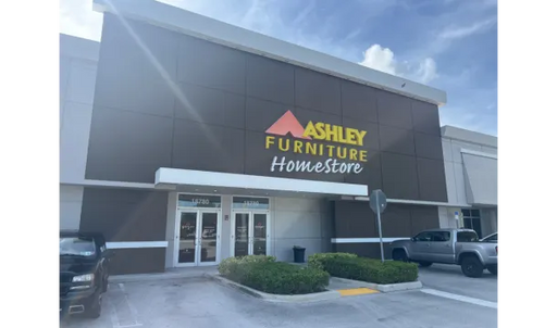 CUTLER JUEGO DE ZAPATAS