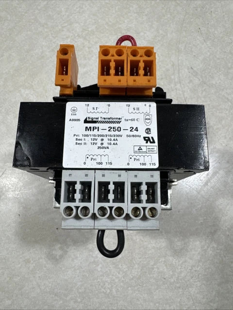 TRANSF. 3F 75KVA PRIM.400V. SEC.227V. (190 AMP X FASE) C/ GABINET