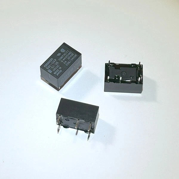 OMRON TOMA DE RELÉ RIEL DIN TORNILLO 10A 24 V