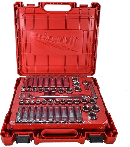 MILWAUKEE JGO DE TRINQUETE CON BOCA DE 1/4" Y CUBOS SAE Y MÉTRICO