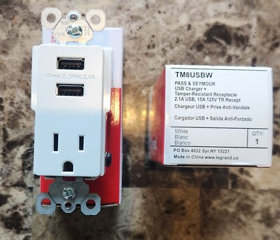 LEVITON CARGADOR 2USB A-C DUPLEX TAMPER RESISTANT 15A-125V BLANCO
