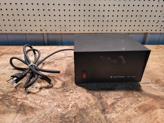 TDK LAMBDA FUENTE DE PODER IN 120VAC OUT 5VDC 30A