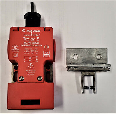 ALLEN-BRADLEY GUARDMASTER TROJAN 5 SAFETY SWITCH