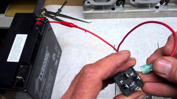 RTM ESTROBO CON SIRENA ROJA 110V