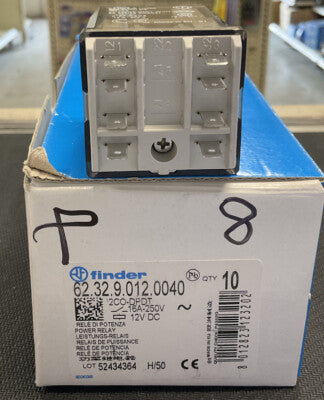 FINDER RELEVADOR DE POTENCIA 3P2T 16A 24VDC C/LED