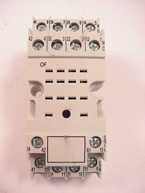 ALLEN-BRADLEY RELAY 14 PIN SPDT 24VDC