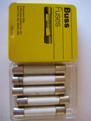 BUSS FUSIBLE SEMICONDUCTOR CERAMICO EUROPEO 170M3815D