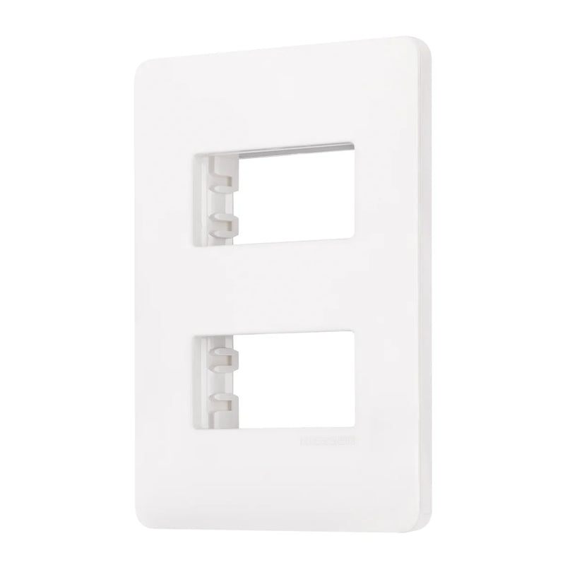 ESTEVEZ UNNO PLACA BLANCA 2U CHASIS BLANCO