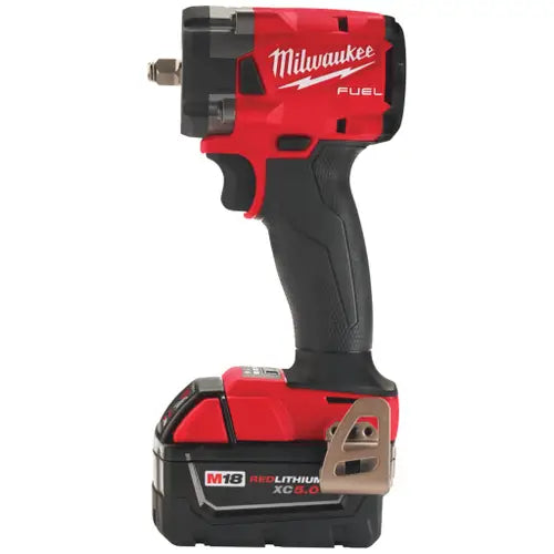 MILWAUKEE LLAVE DE IMPACTO ALTO PAR M18 FUEL 3/8 C/KIT ANILLOS FR