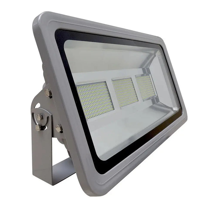 TECNOLED REFLECTOR 300W 6500K 85-277V 25000LM