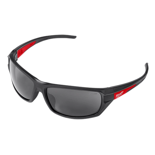MILWAUKEE LENTES DE SEGURIDAD MEDIO DESEMPEÑO OBSCUROS