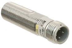 OMRON INDUCTIVE SENSOR M30 3H Sn=18mm NO-PNP 10-30VDC