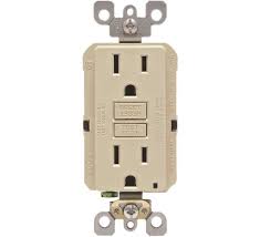 LEVITON CONTACTO DUPLEX GFCI 15A 125V MARFIL C/PLACA LVGFNT1-00I