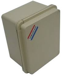 TABLEPLAST GABINETE BEIGE C/PLATINA 320X320X198mm IP65 IK10