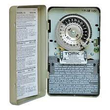 TORK Interruptor Horario 127V 24 Hrs 40A 1P 1T SKU: 1101
